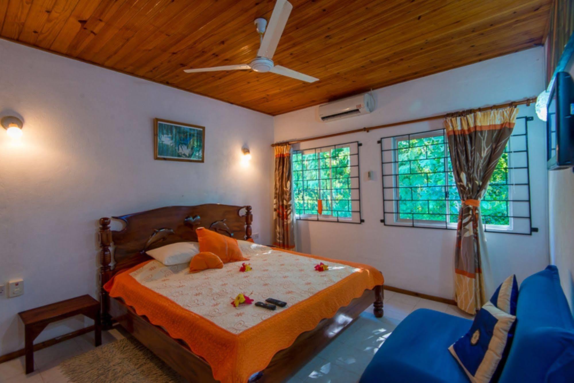 Le Tropique Villa (Adults Only) Grand Anse  Eksteriør billede